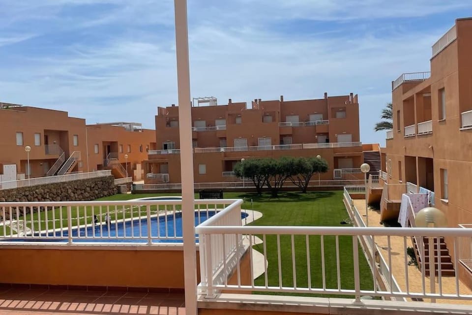 Balcony/Terrace, Pool view