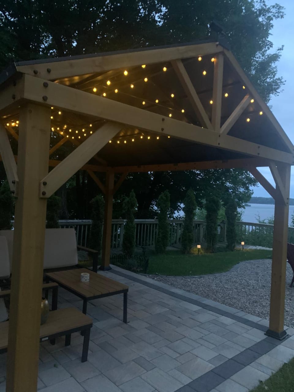 Waterfront Q Estate summer cottage House in Rideau Lakes