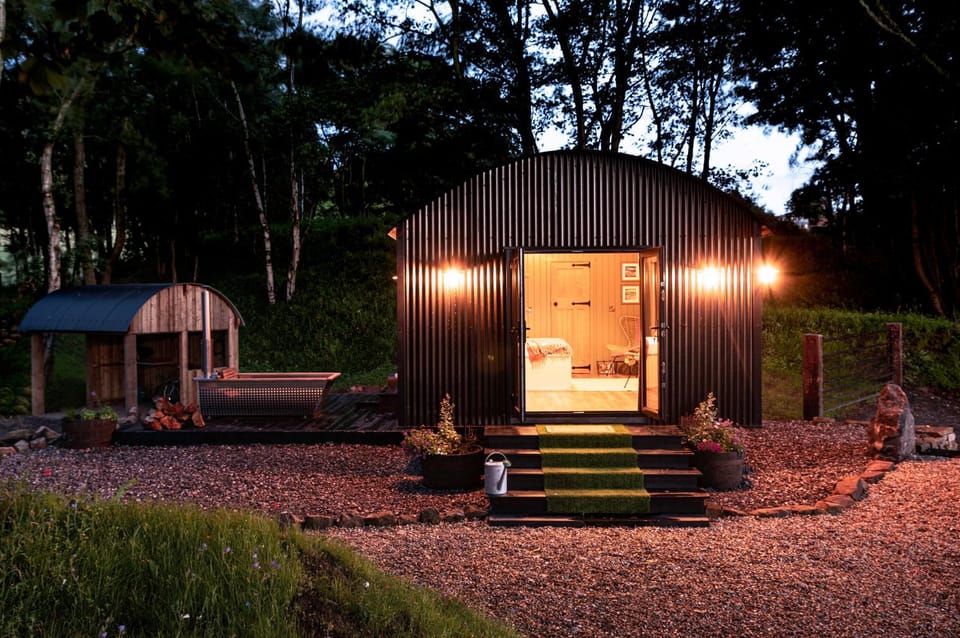 Property building, Night