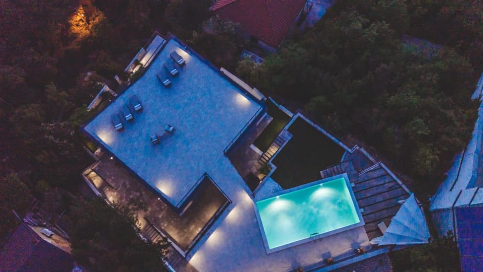 Night, Swimming pool