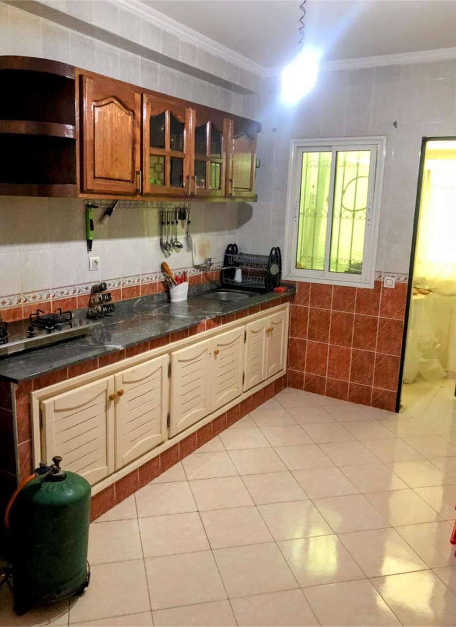 A louer par jour les familles et les couples mariés 1er étage free wifi Apartment in Tangier