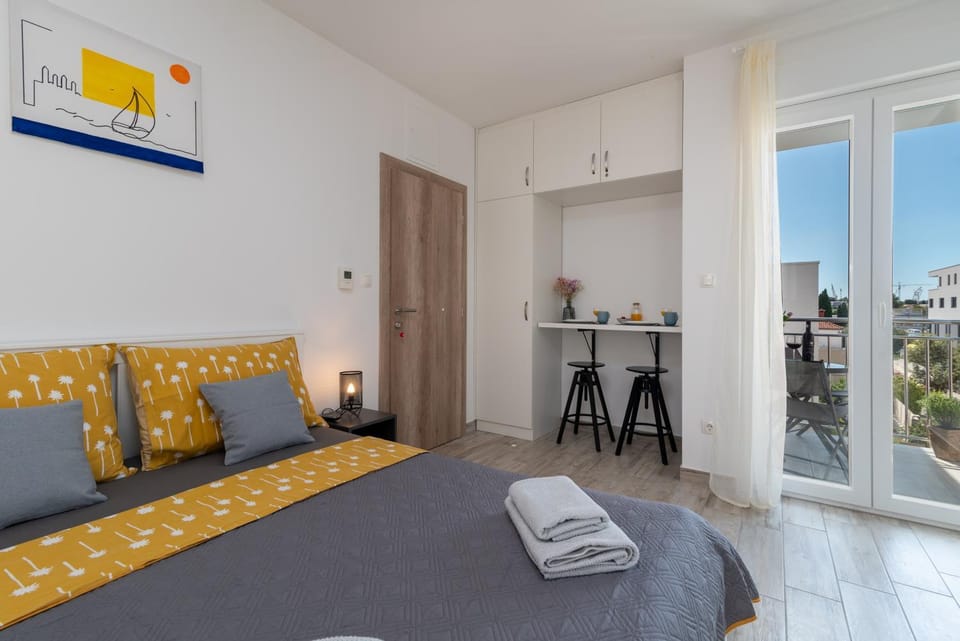 Apartmani Luce Trogir Apartment in Trogir