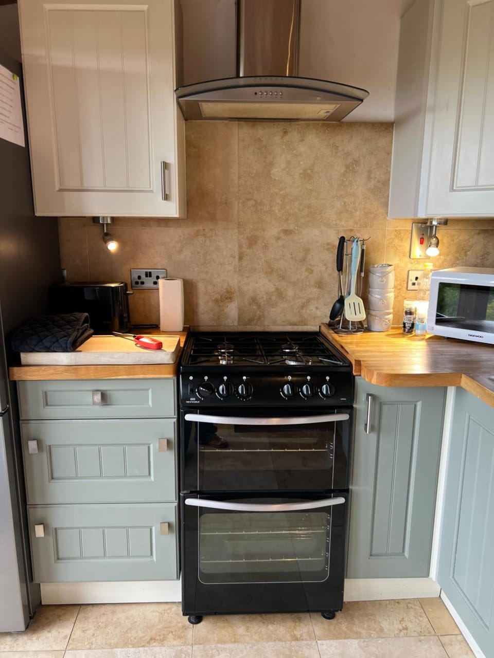 Chestnut,1 bedroom loft apartment with wood burner Apartment in Penbryn