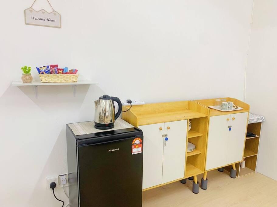 Coffee/tea facilities, Kitchen or kitchenette
