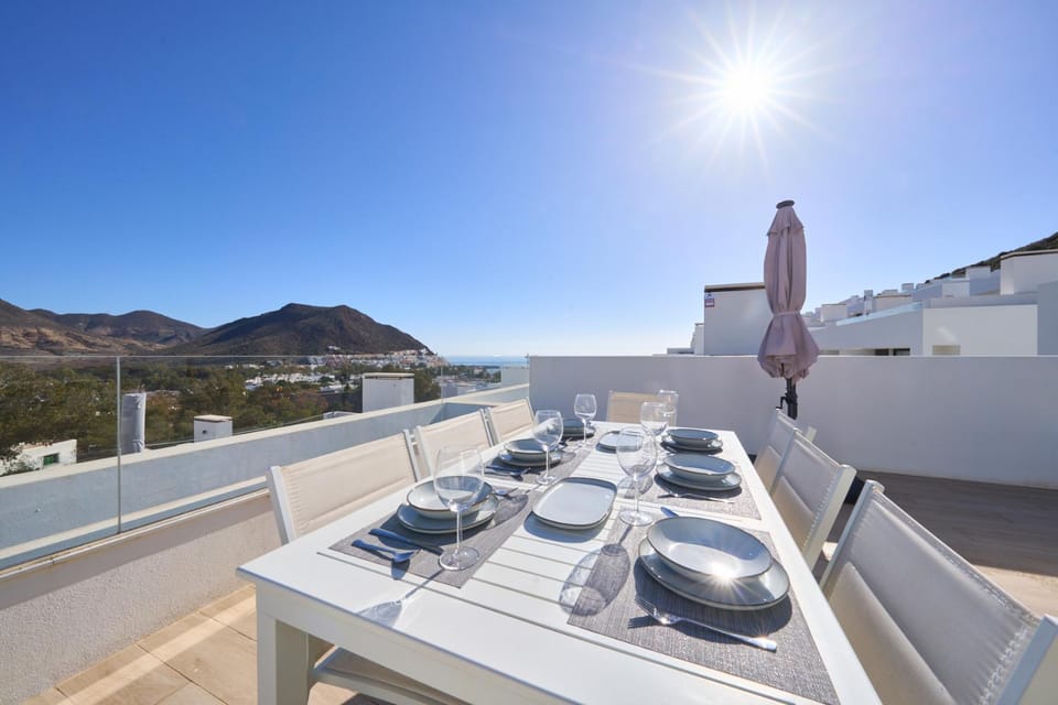 Natural landscape, View (from property/room), Balcony/Terrace
