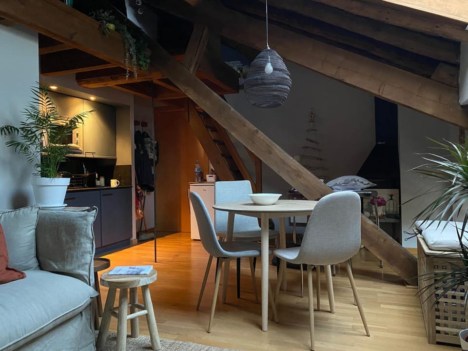 Seating area