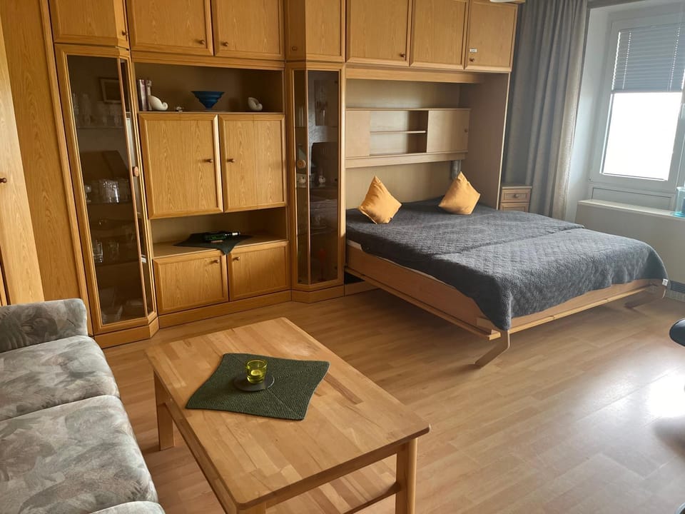 Tief 12 Kleiner Leuchtturm 72 mit Internet 72 Apartment in Wangerland