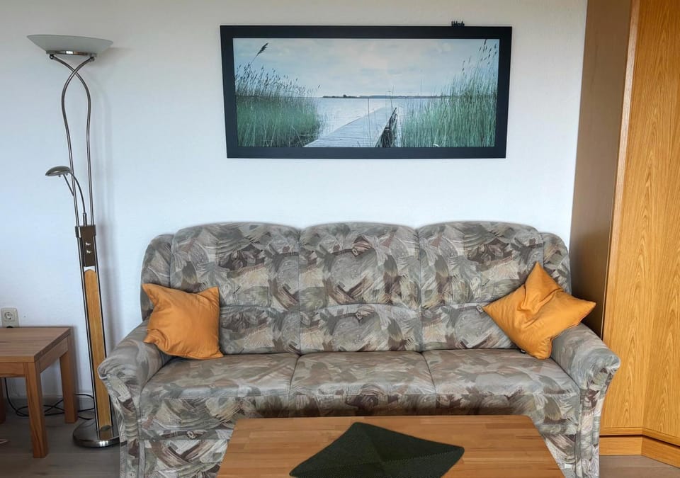 Tief 12 Kleiner Leuchtturm 72 mit Internet 72 Apartment in Wangerland