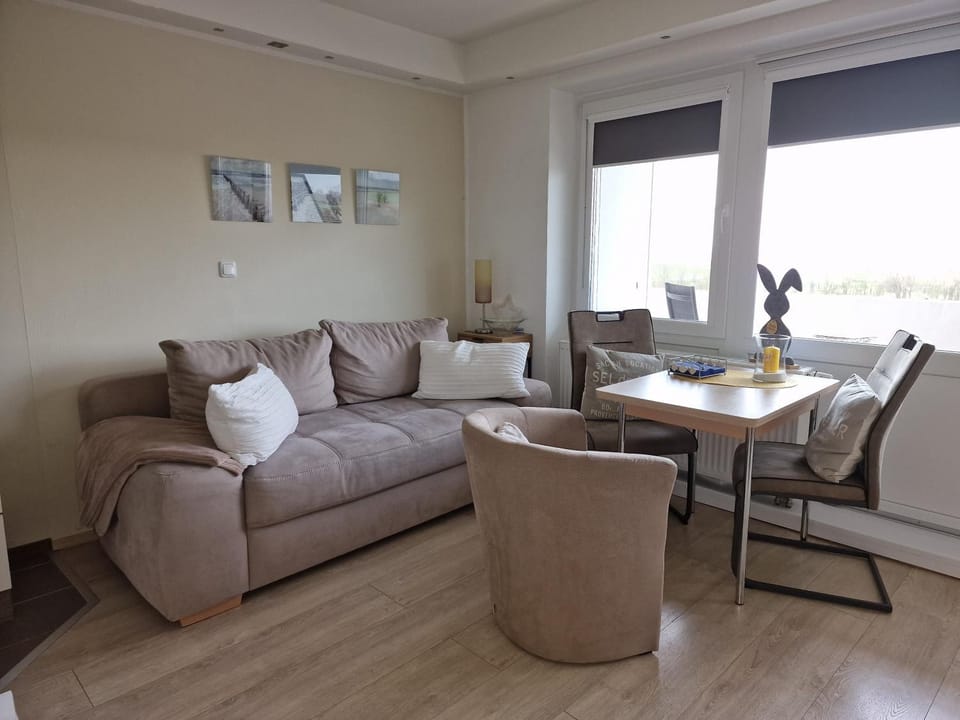 Tief 10 7 Apartment in Wangerland