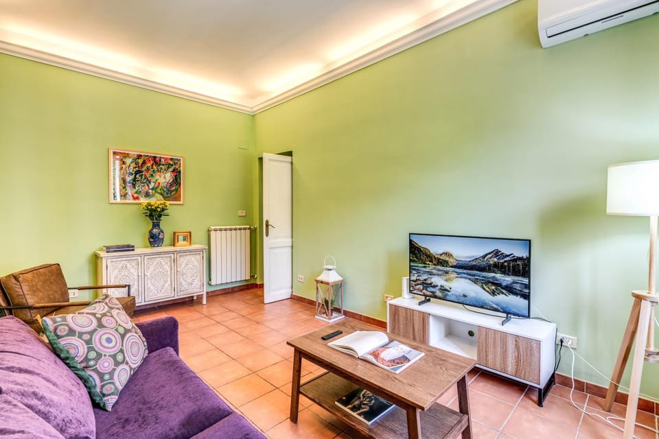 Lovely flat in Testaccio Apartment in Rome