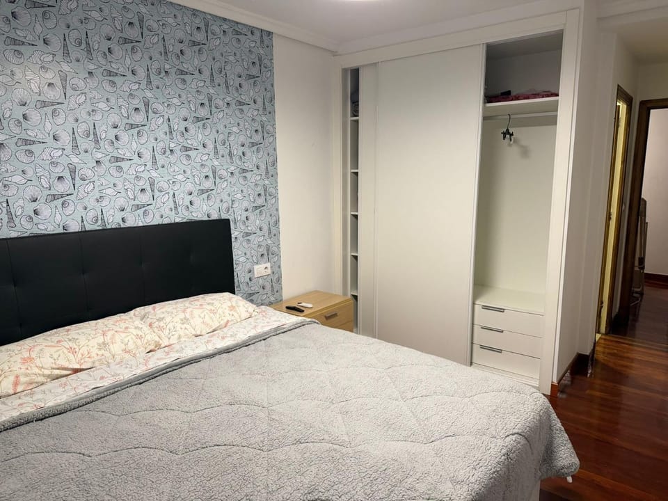 D&L 3 piso compartido Vacation rental in Vigo