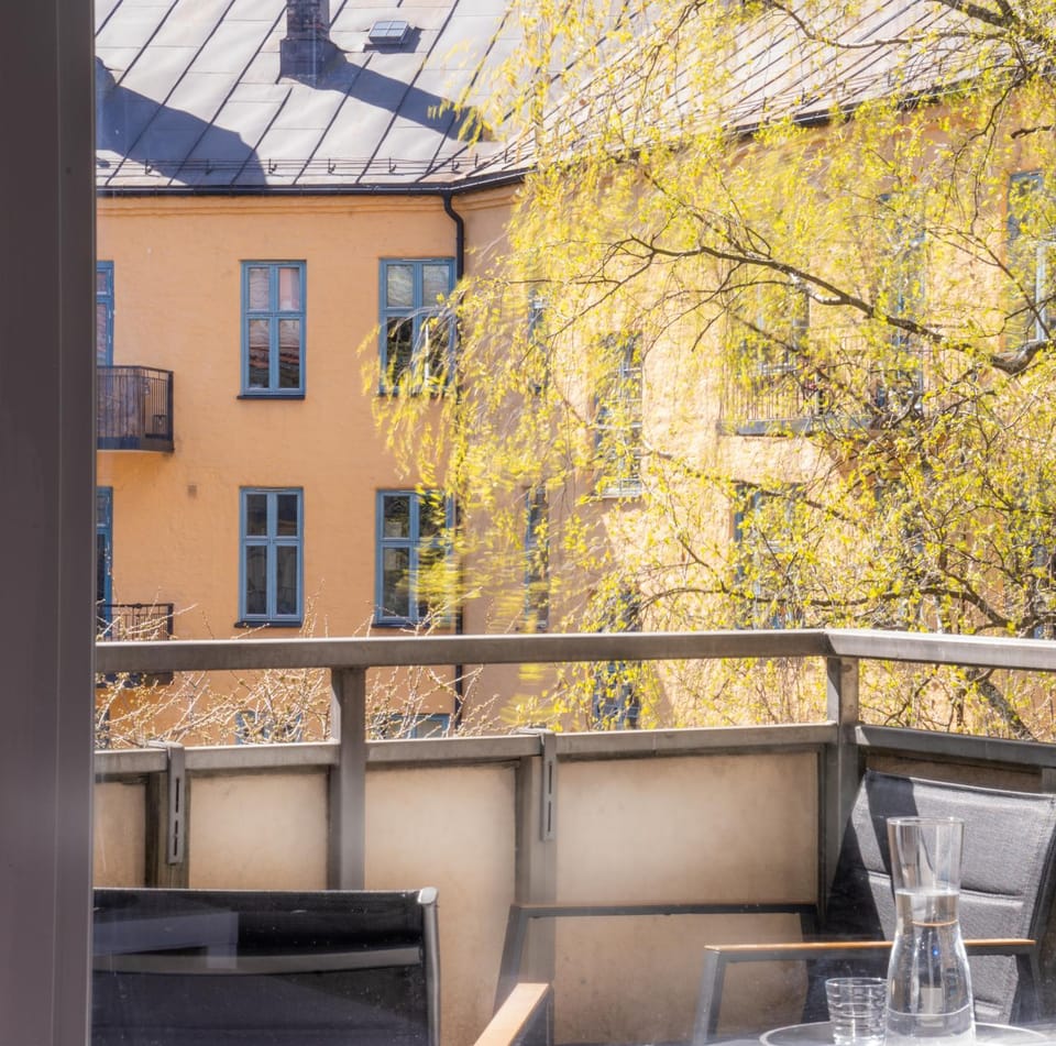 Spring, Day, View (from property/room), Balcony/Terrace