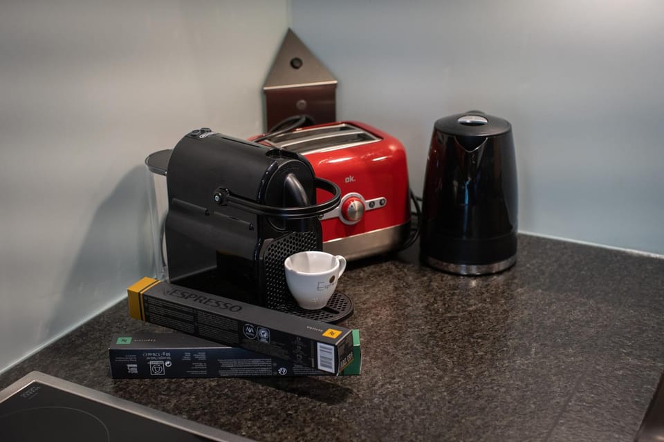 Coffee/tea facilities, Kitchen or kitchenette, toaster