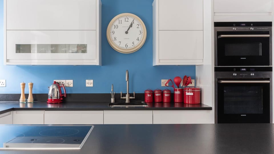Modern Penthouse, Panoramic Views, Fowey & Polruan House in Fowey