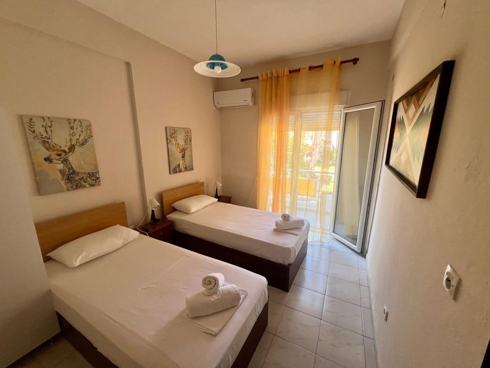 Bed, Photo of the whole room, Bedroom, towels, air conditioner