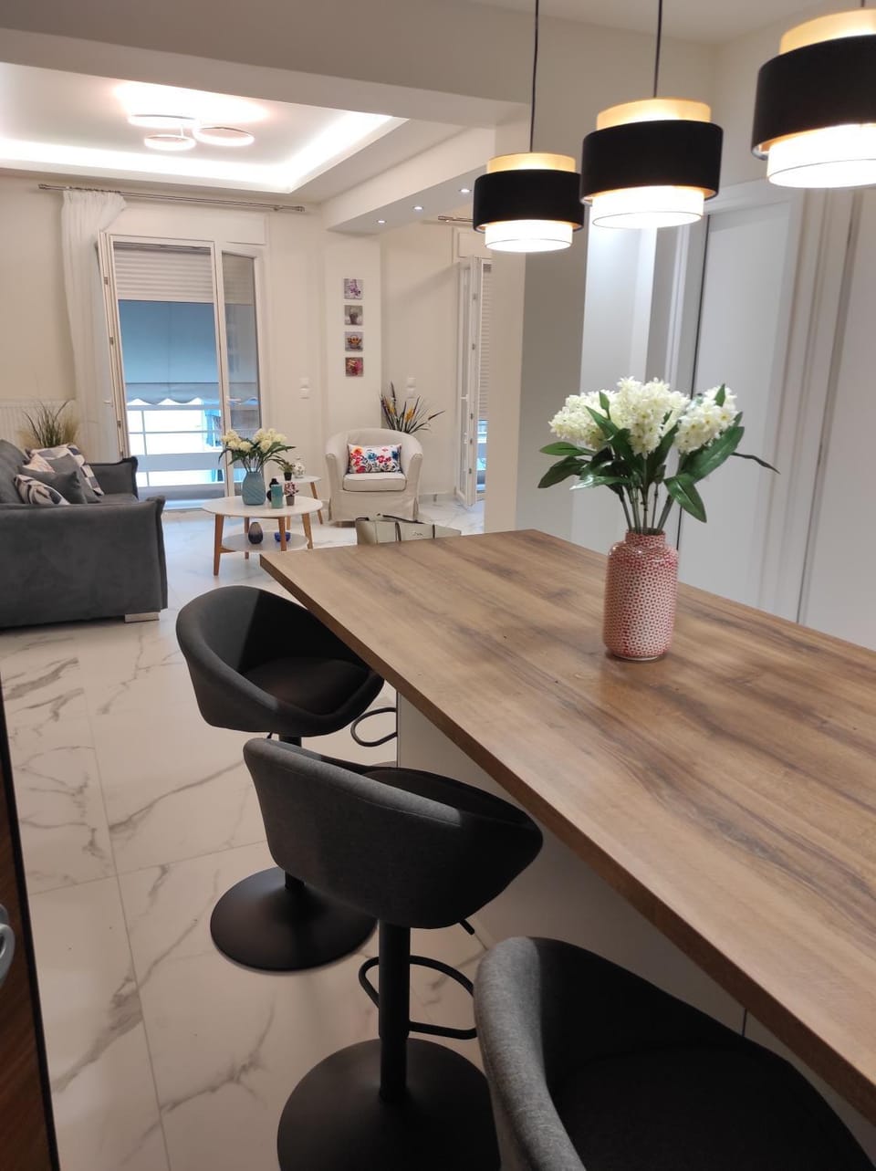 Living room, Dining area