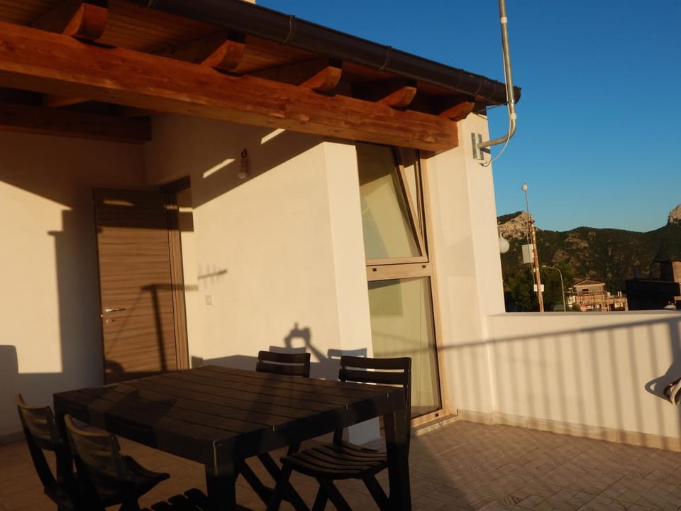 Casa Foddis - Bed and View Apartment in Baunei