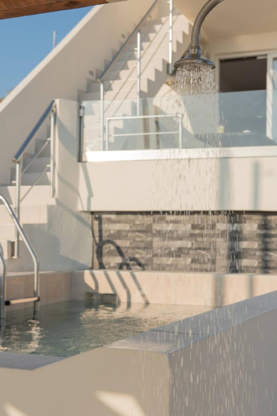 Balcony/Terrace, Swimming pool