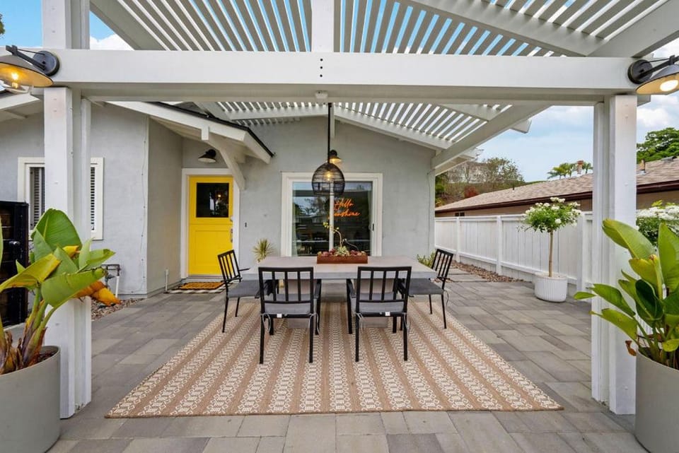 Patio, Balcony/Terrace, Dining area