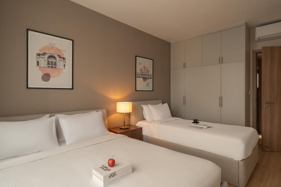 Bed, Photo of the whole room, Bedroom, towels, air conditioner
