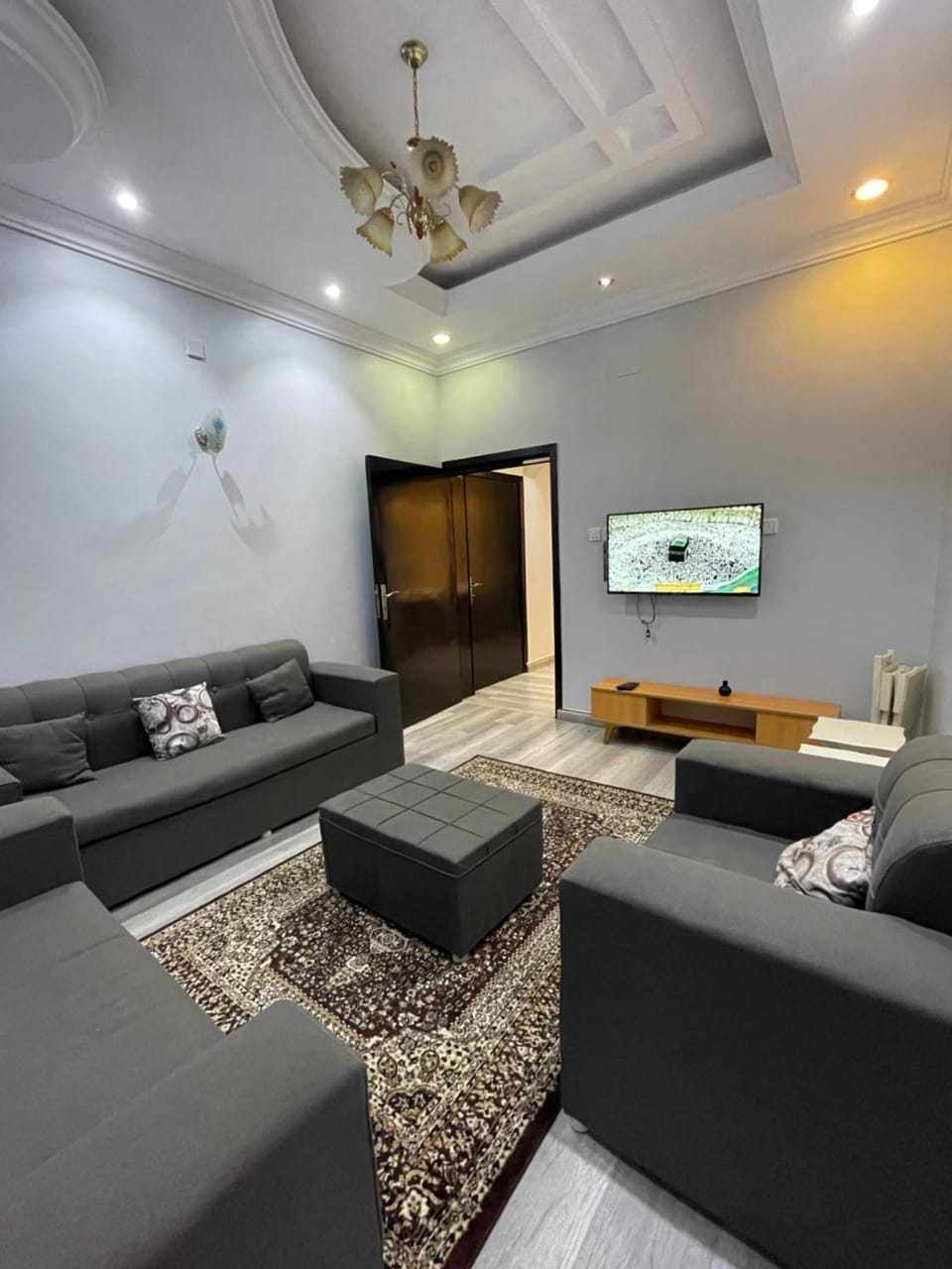 غرفتين نوم ومجلس في ابها بالقرب من Lavanda Park Apartment in Saudi Arabia
