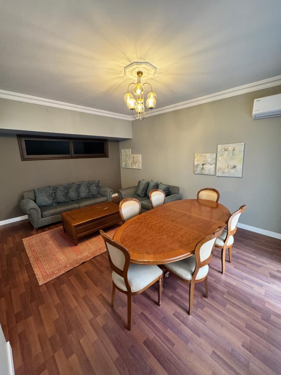 TV and multimedia, Living room, Seating area, Dining area, Street view, Lunch, Dinner, internet, air conditioner