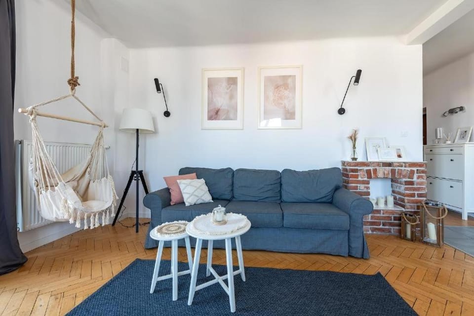 Wilcza 55 Prywatne mieszkanie z oddzielną sypialnią w Centrum 400m od Dworca Centralnego Samodzielne Zameldowanie! Self Check-in System! Apartment in Warsaw