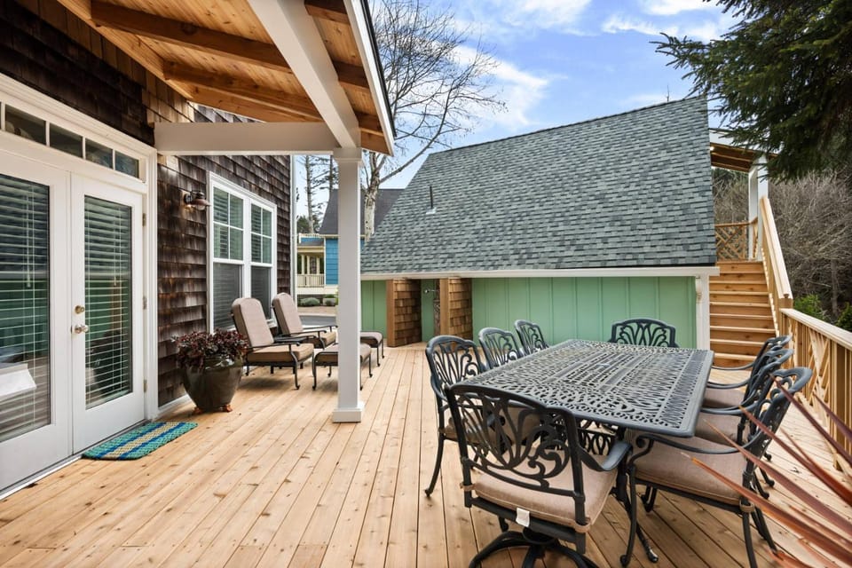 Parkside House in Lincoln City