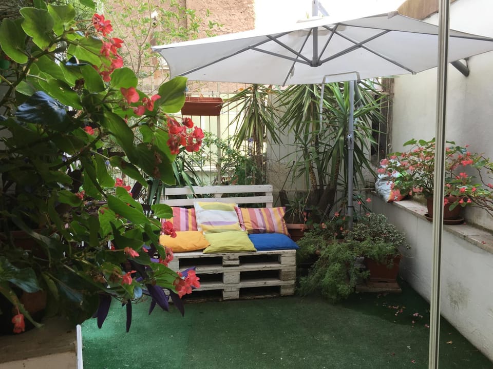 Patio, Day