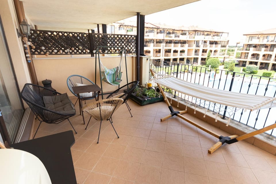 Patio, Day, View (from property/room), Balcony/Terrace, Seating area