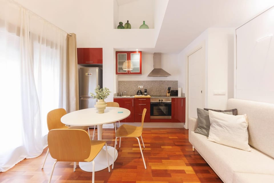 Kitchen or kitchenette, Living room, Dining area