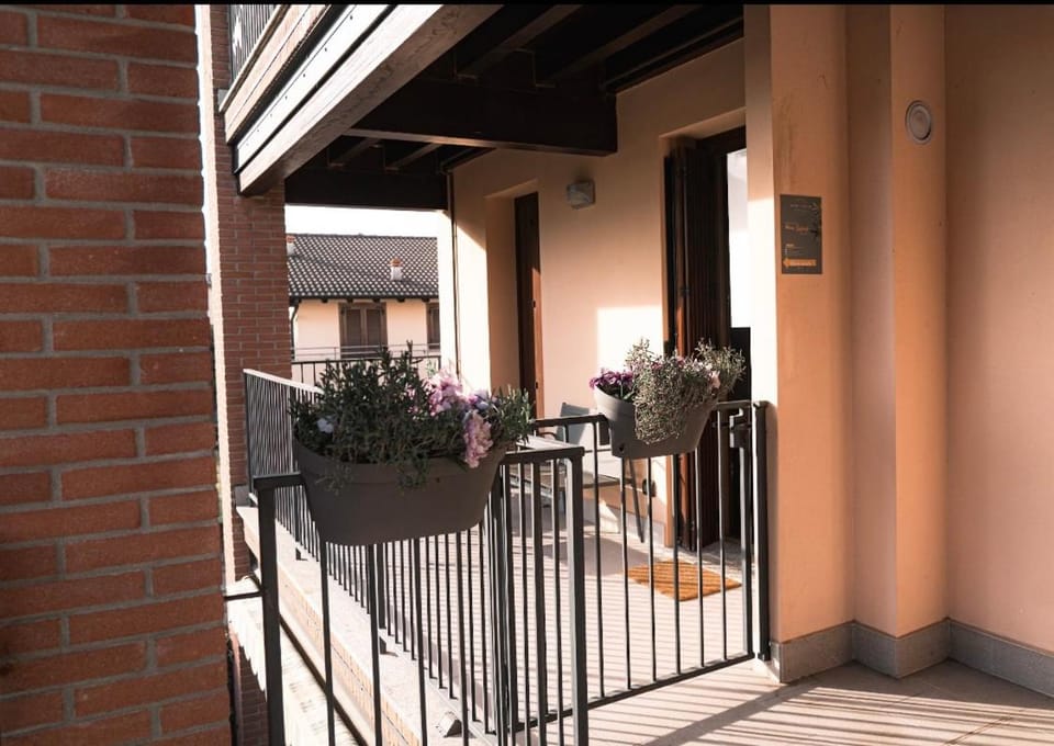 Home Sarenji Apartment in Lombardy