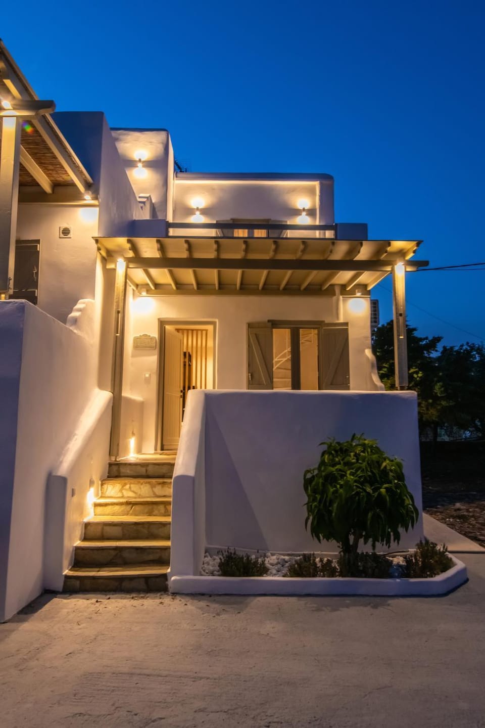 Property building, Night
