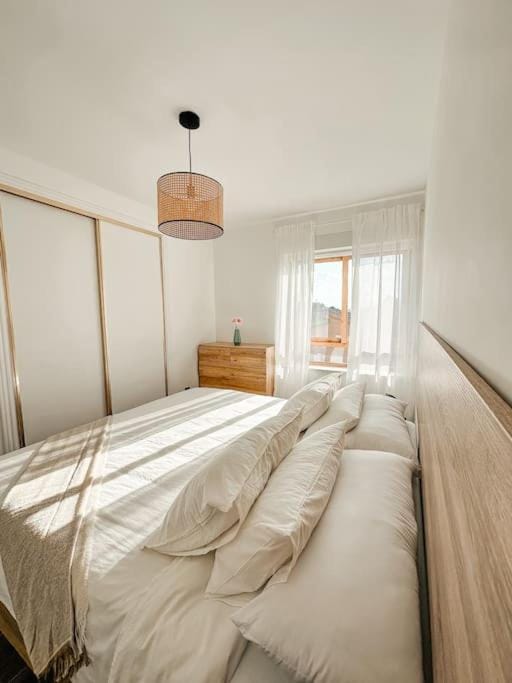 Precioso apartamento con piscina y vistas Apartment in Marina Baixa