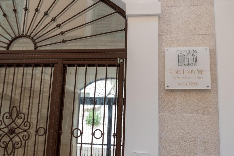 Ginex Luxury Suite House in Trani