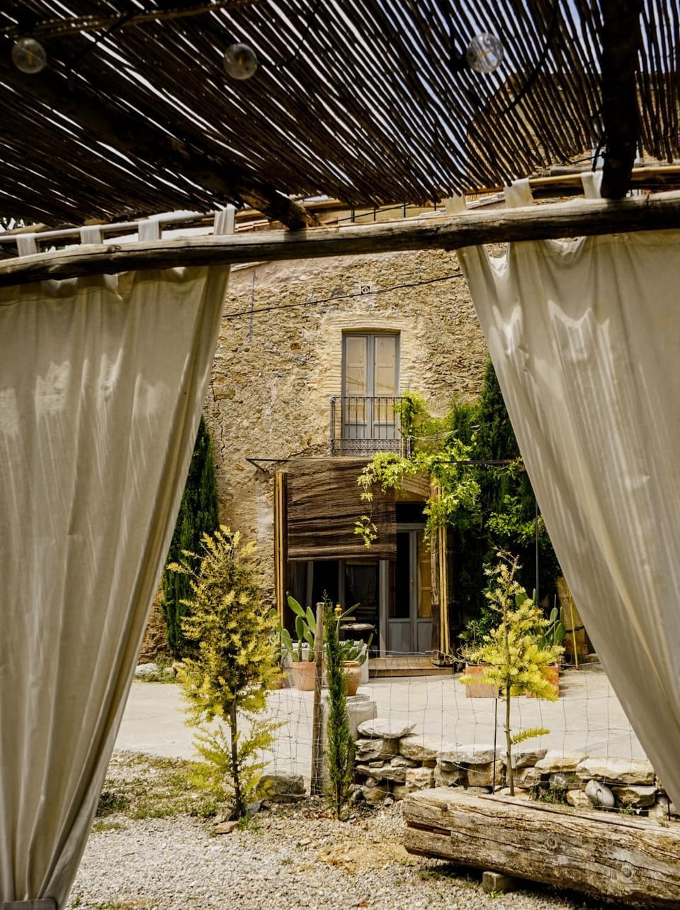 Garden view, Garden view
