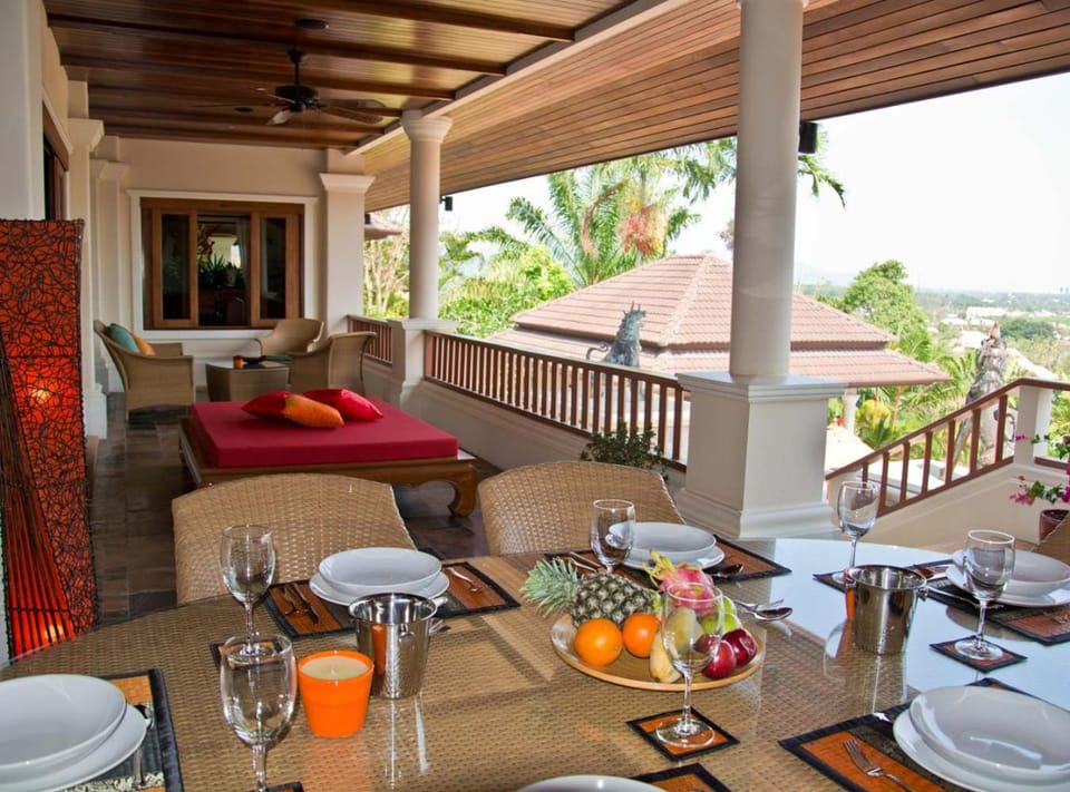 Balcony/Terrace, Seating area, Dining area