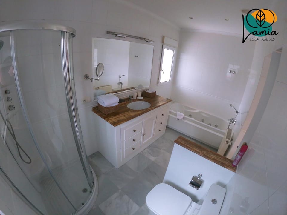 Shower, Bathroom, Bath, towels