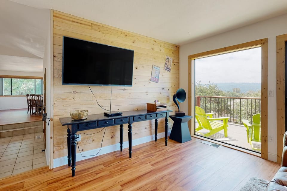 Walling Mountain Retreat House in Calaveras County