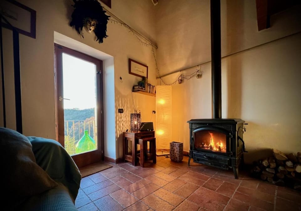 Living room, heating