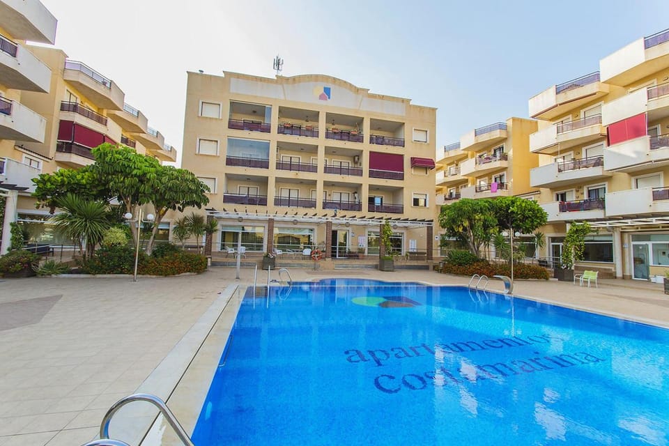 Property building, Swimming pool
