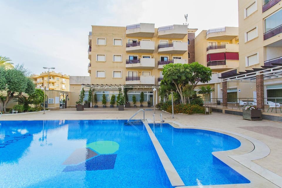 Property building, Swimming pool
