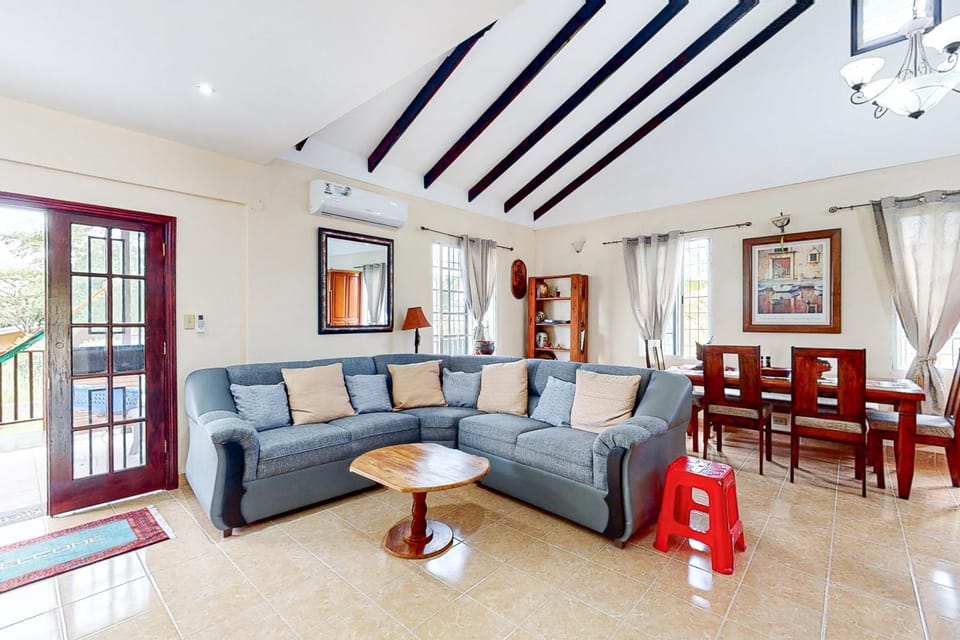 The Pine Tree Villa House in San Ignacio