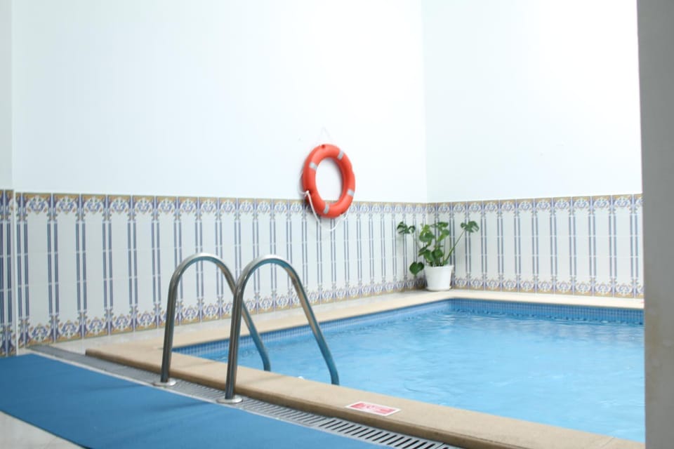 Banquet/Function facilities, Swimming pool