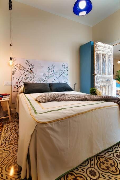 Bed, Bedroom