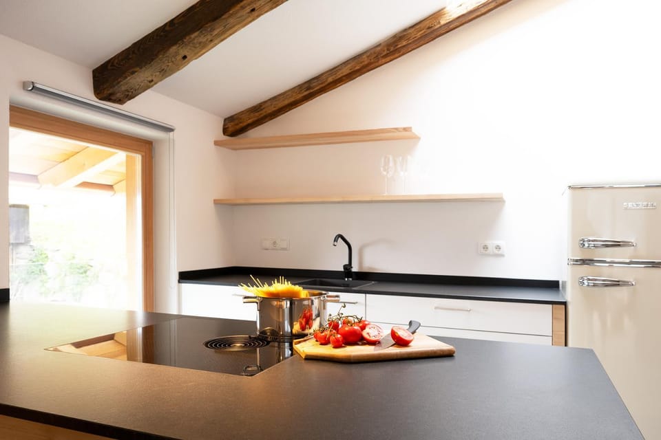 Kitchen or kitchenette, kitchen
