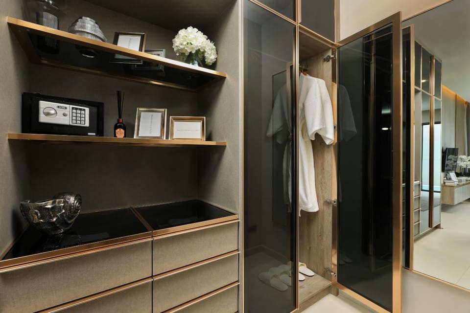 wardrobe