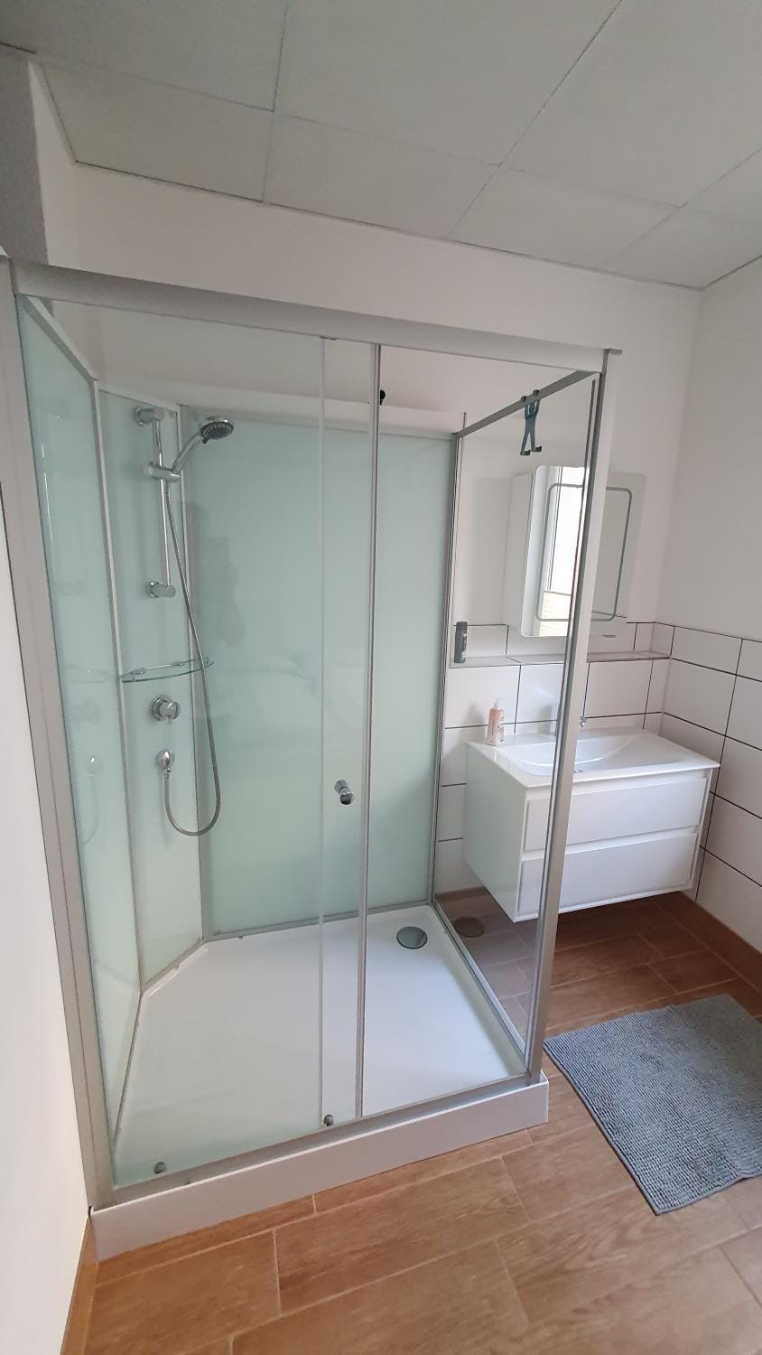 Shower, Bathroom