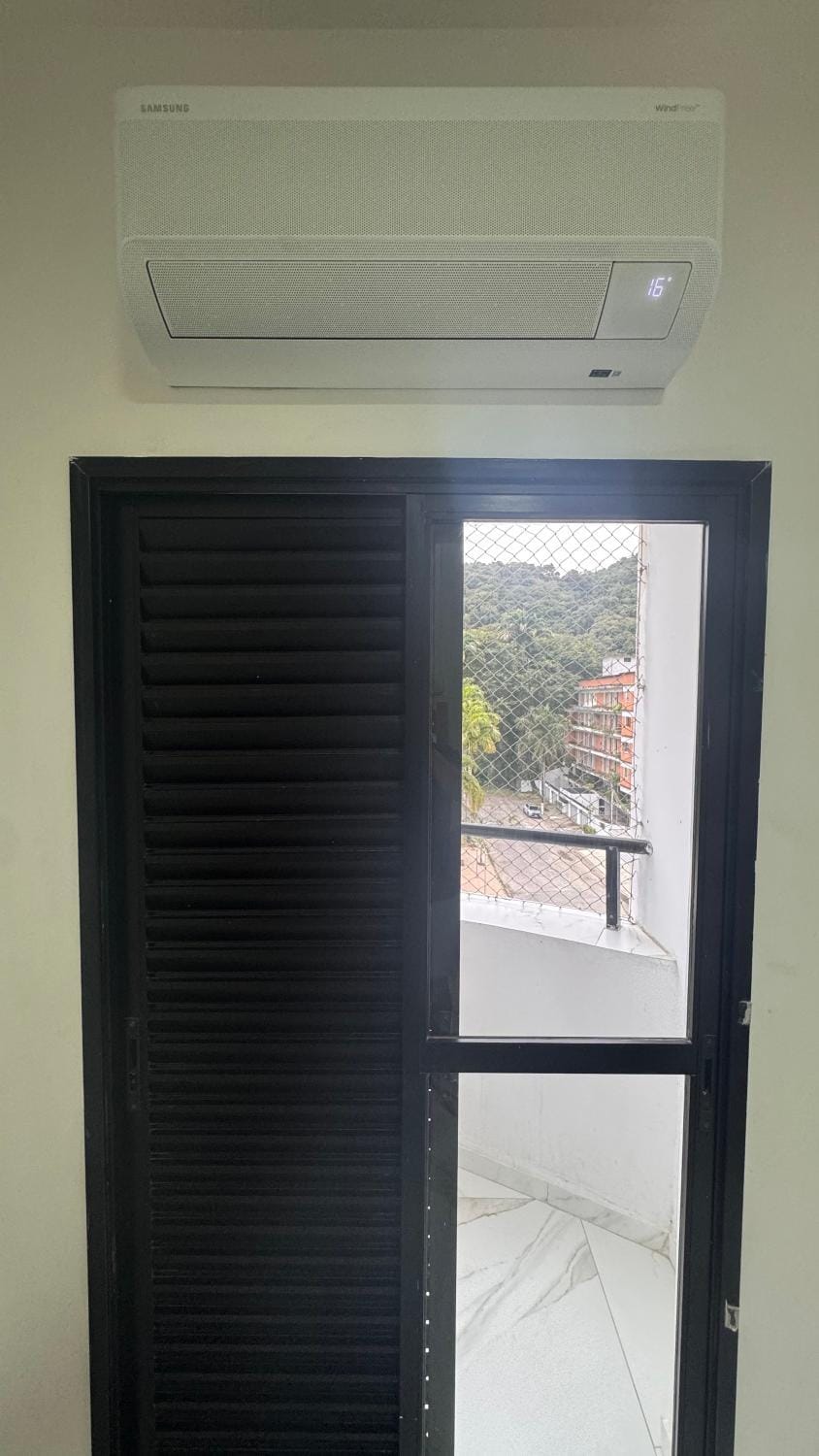 Apto com ar condicionado piscina estacionamento Apartment in State of São Paulo