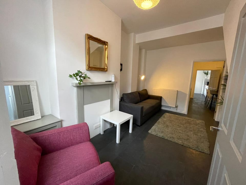 Perfect Home From Home In Stoke on Trent House in Stoke-on-Trent
